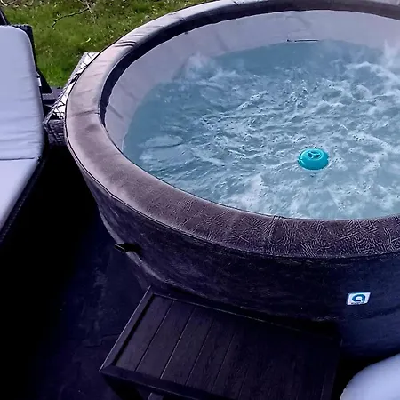 Polanki 17 Z Jacuzzi Ogrodowym Na Wylacznosc I Wspolnym Basenem